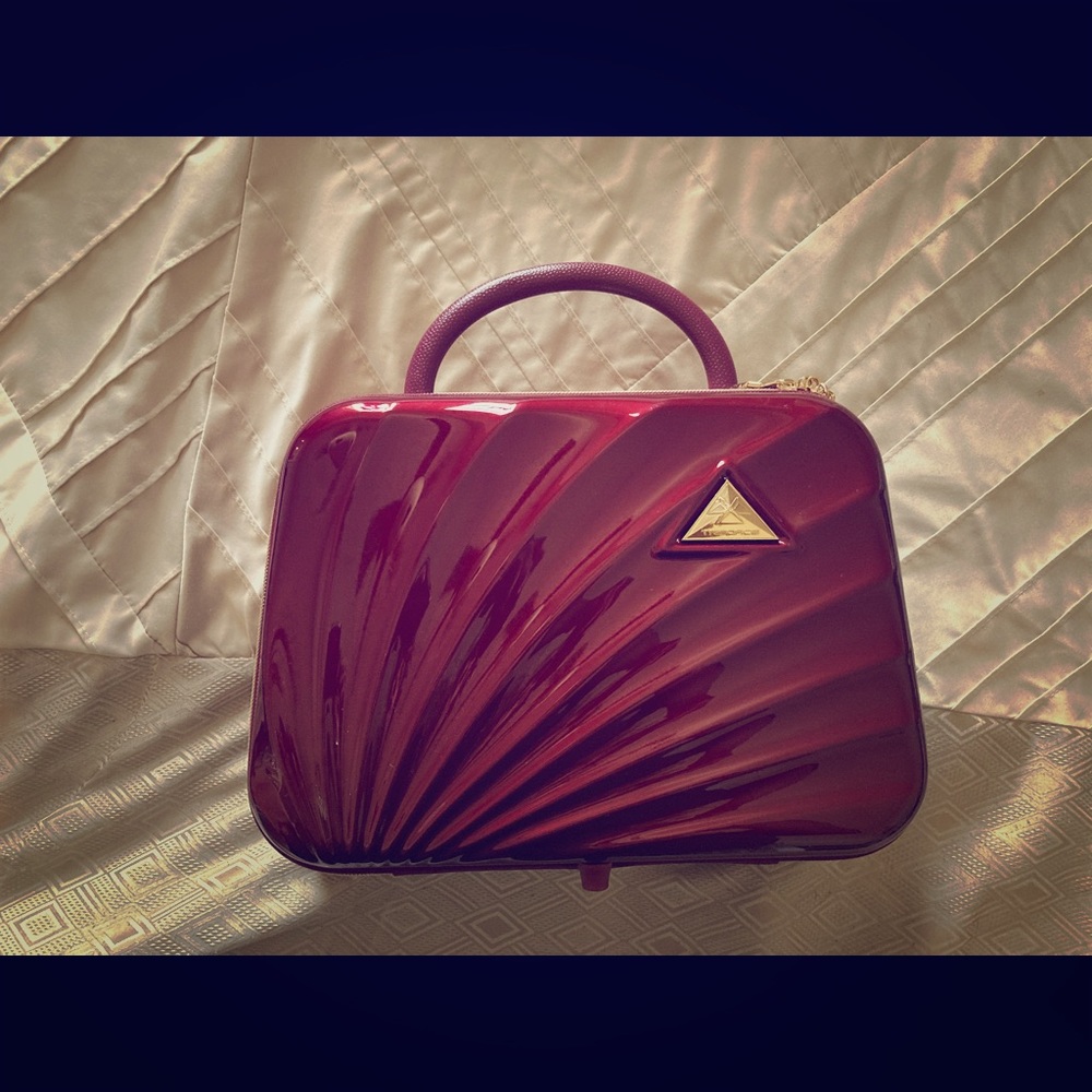 Triforce Travel Beauty Makeup Case